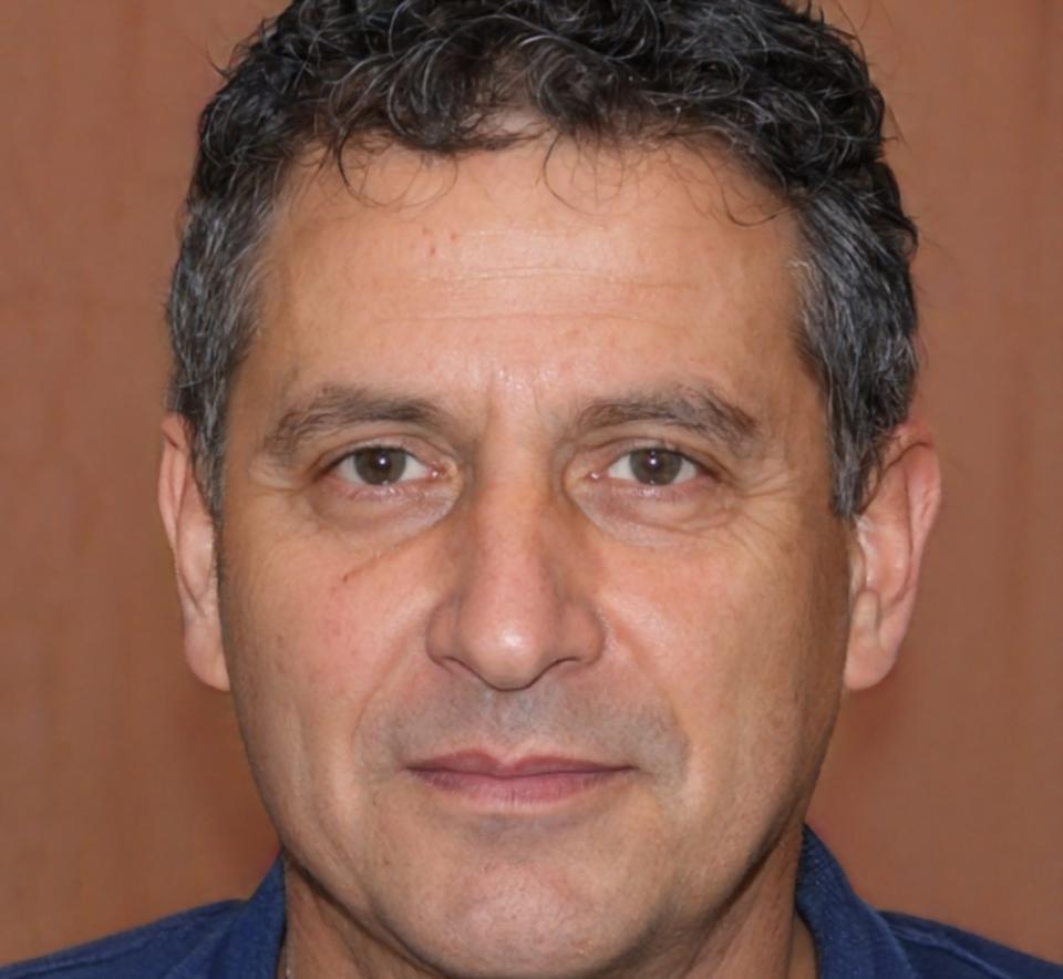 Portret Liviu Dascălu