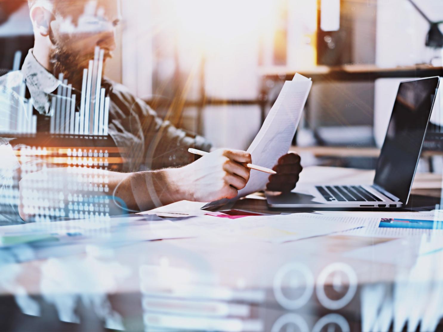 Analiză financiară și documentație bugetară